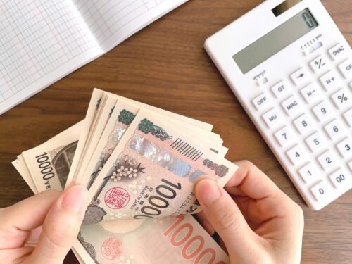 お金と電卓
